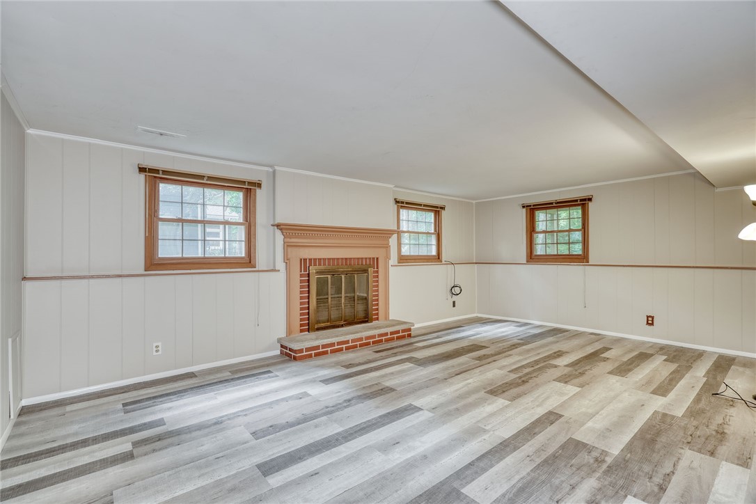 38 Bright Oaks Drive