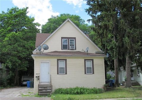 Photo of 557 Glide Street, Rochester, NY 14606 (MLS # R1657563)