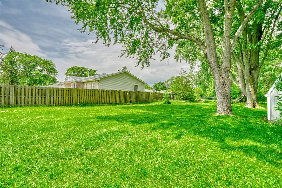 909 Spencerport Road, Gates, New York image 28
