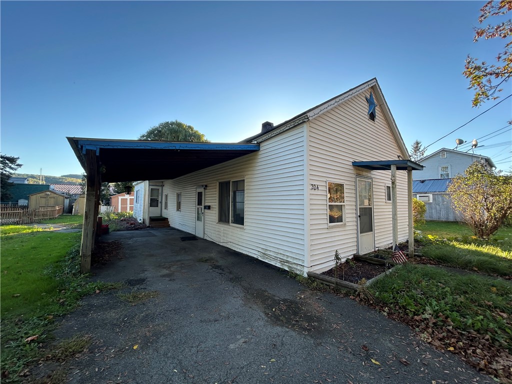 204 N Porter Street