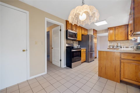 Tiny photo for 185 Viennawood Drive, Brighton, NY 14618 (MLS # R1713830)