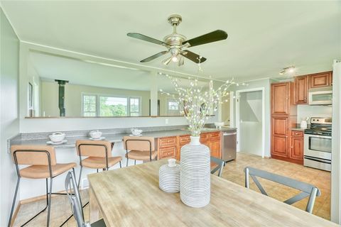 Tiny photo for 1815 Woodard Road, Webster, NY 14580 (MLS # R1680349)