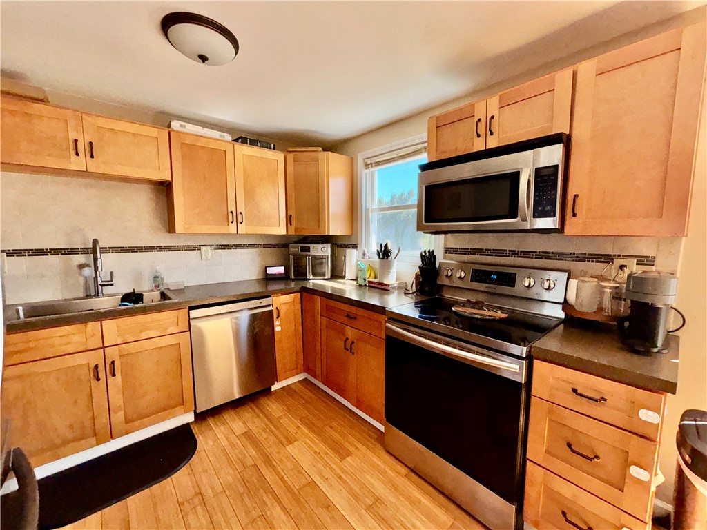 4170 Torrey Lane, Clay, New York image 18