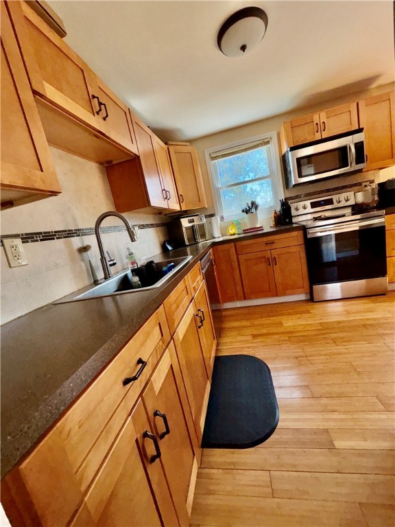 4170 Torrey Lane, Clay, New York image 20