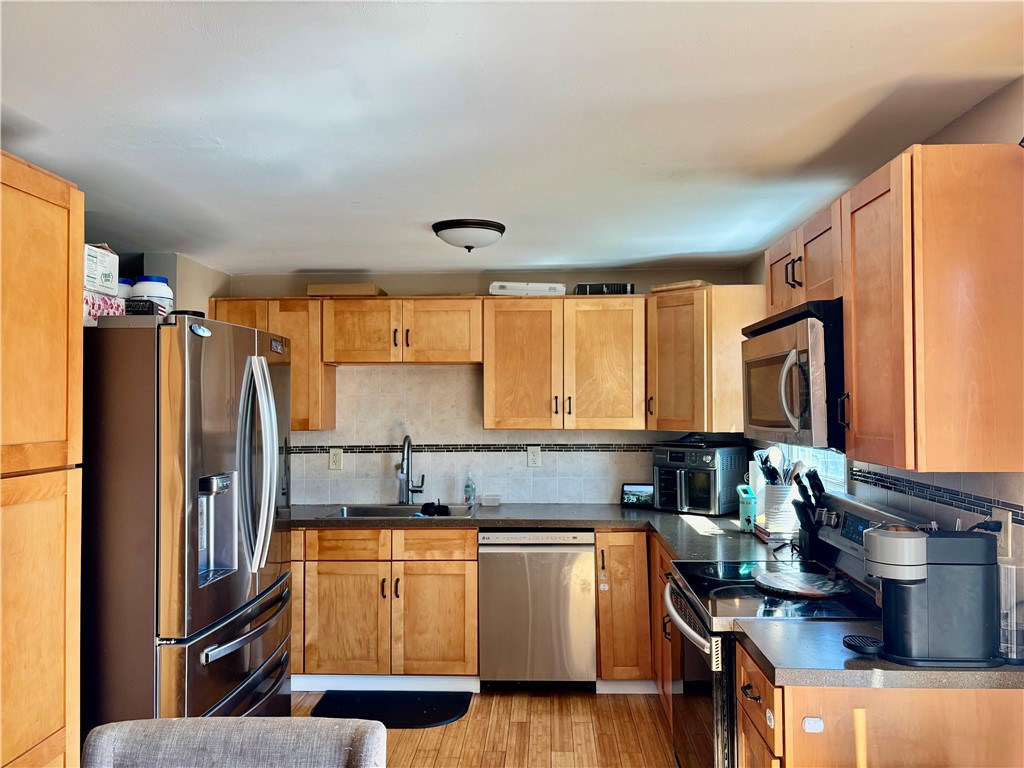 4170 Torrey Lane, Clay, New York image 16