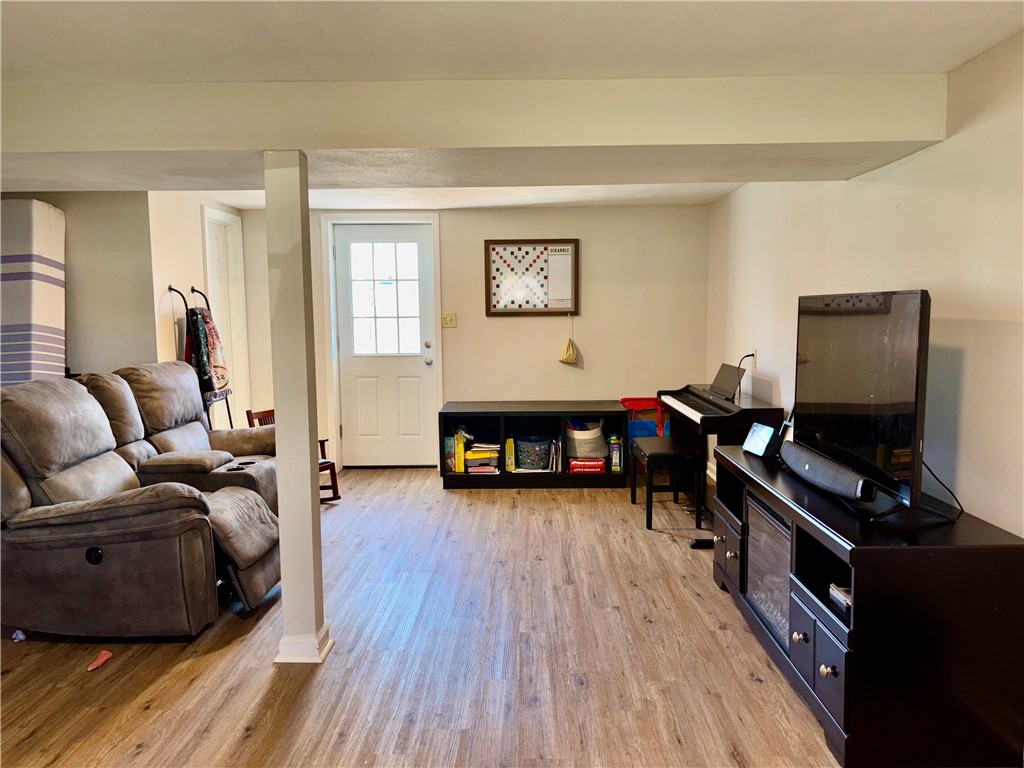 4170 Torrey Lane, Clay, New York image 37