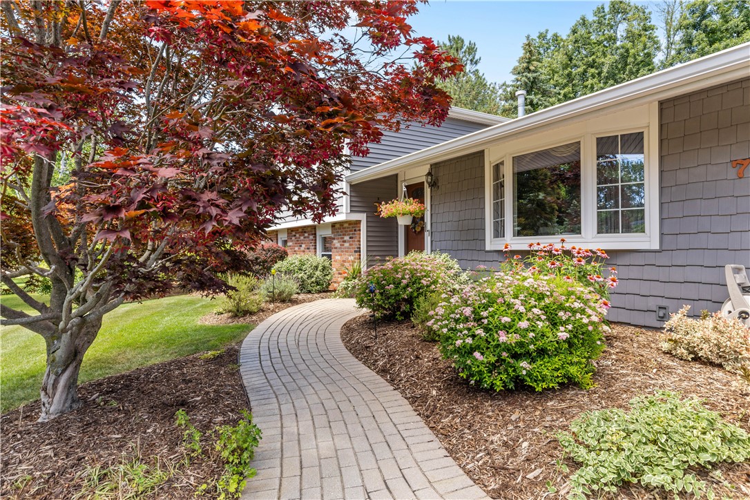 75 Crest View Drive