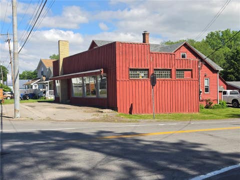 Photo of 8392 Ridge Road, Hartland, NY 14067 (MLS # R1690286)