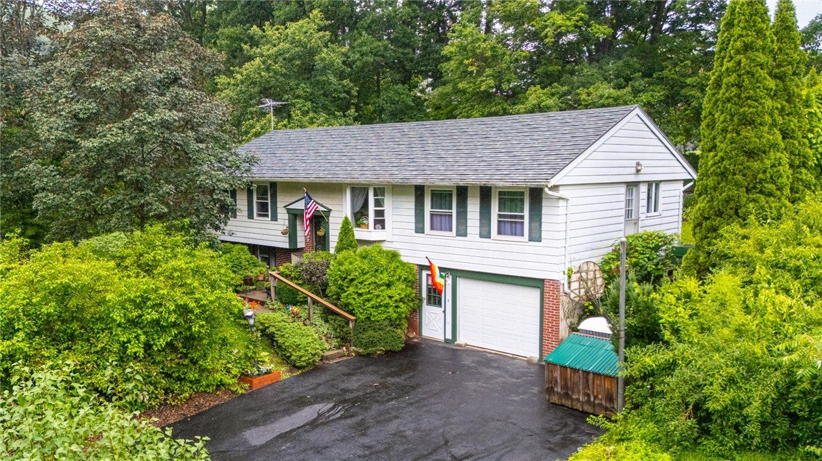 50 Brooktree Drive