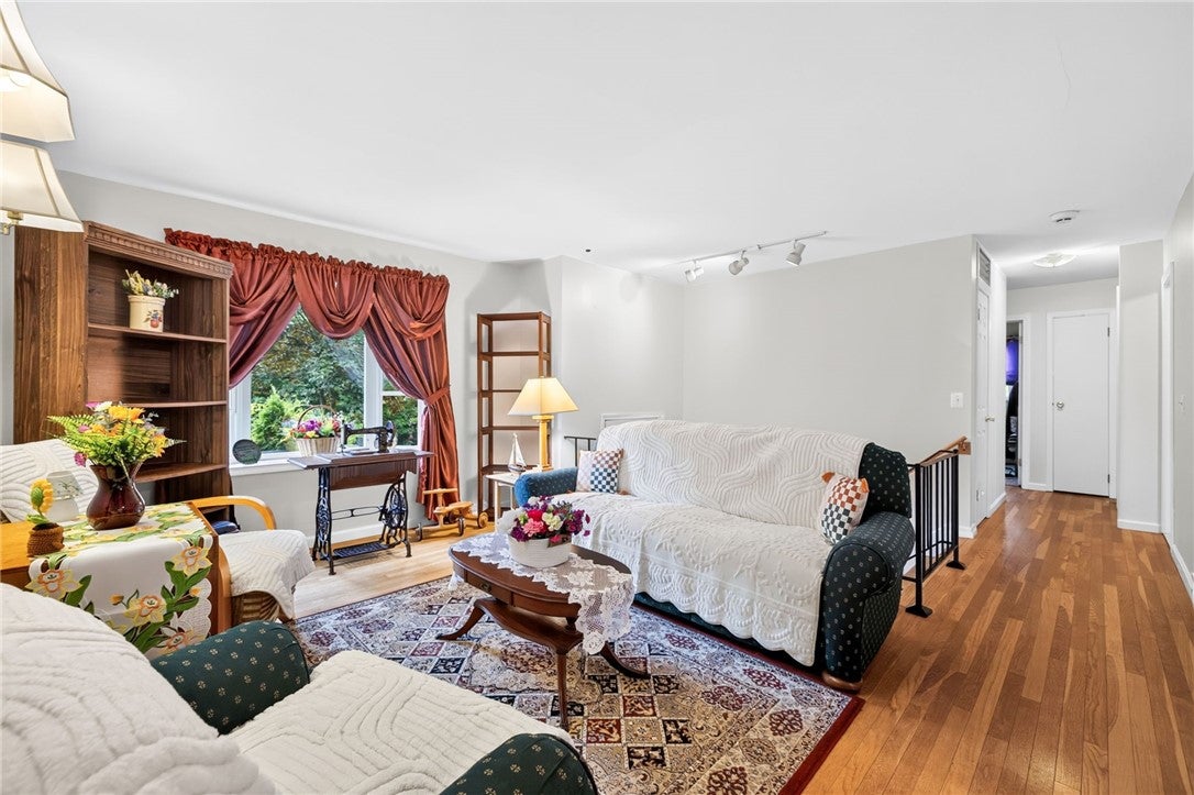 50 Brooktree Drive