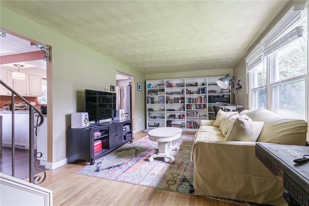 80 Havenshire Road, Penfield, New York image 14