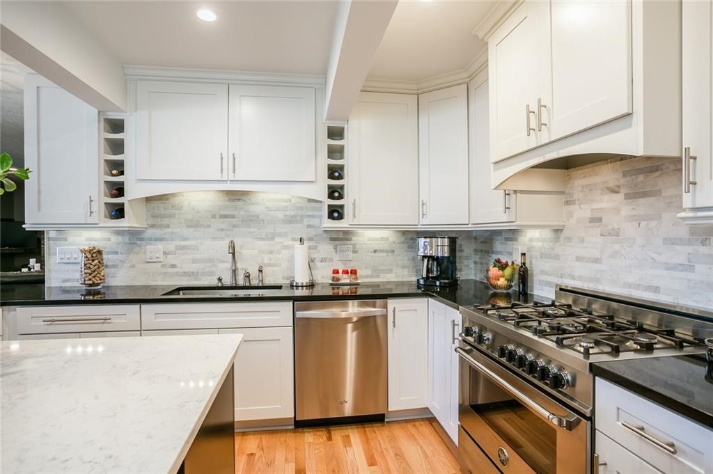 14 Mountain Ash Trl, Webster, New York image 19