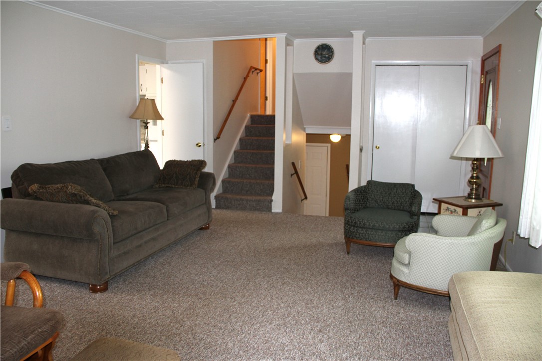 17 Hillview Drive, Bath, New York image 5
