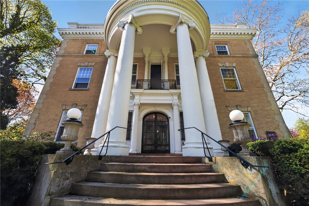 1163 East Avenue UN03