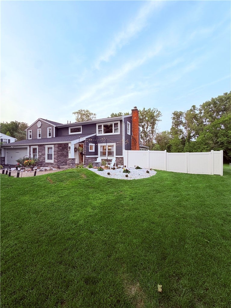 12 Laureldale Drive