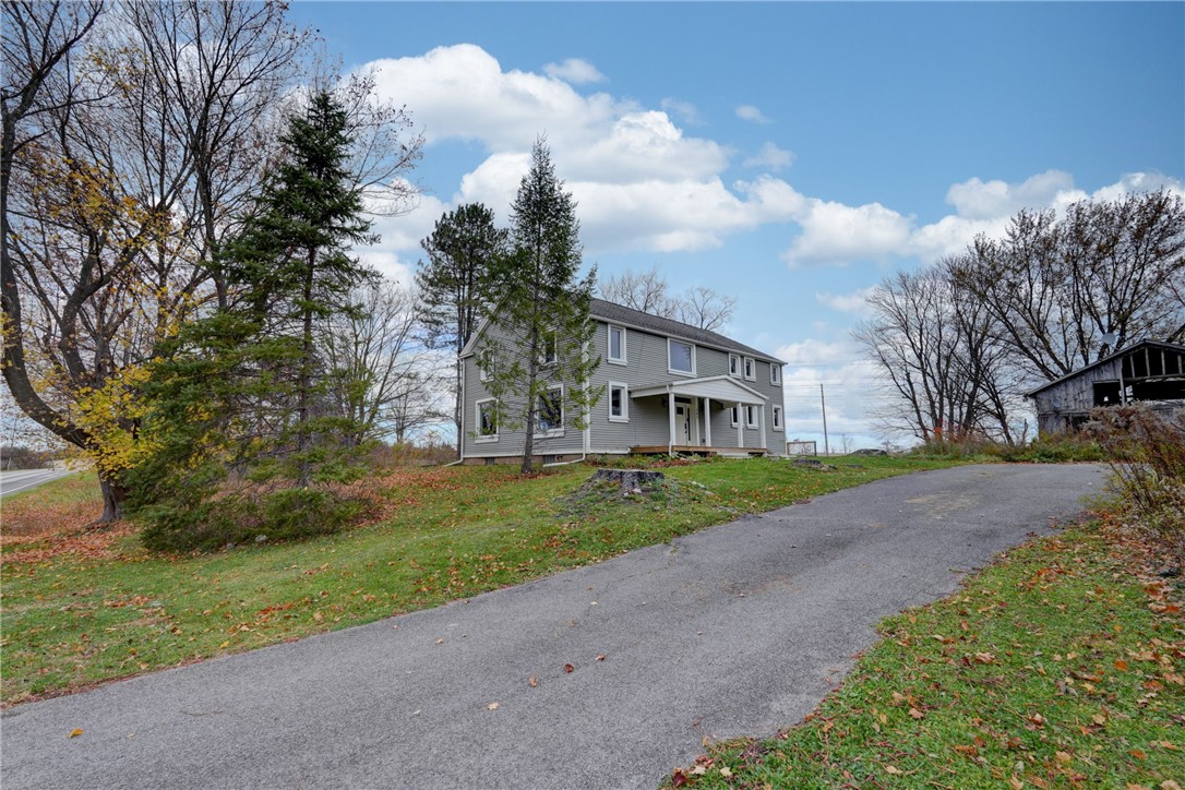 765 Weigert Road, Farmington, New York image 38