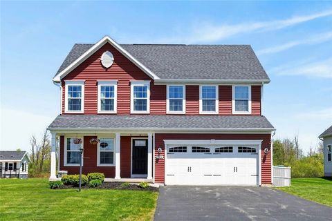 Homes For Sale - 5984 Ivory Drive<br/> Farmington, NY 14425