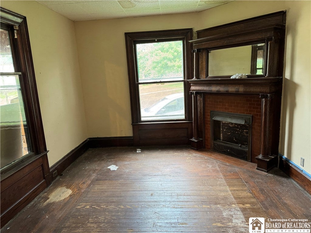 503 W 7th Street