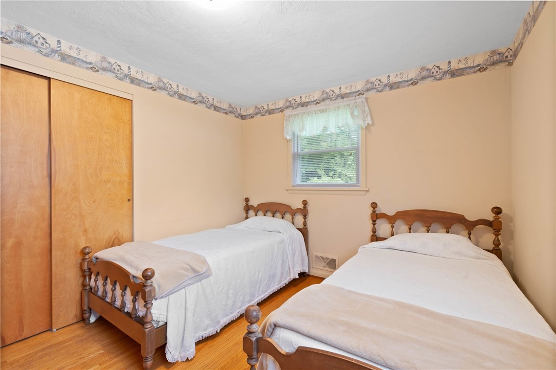 136 Cranbrooke Drive, Irondequoit, New York image 35