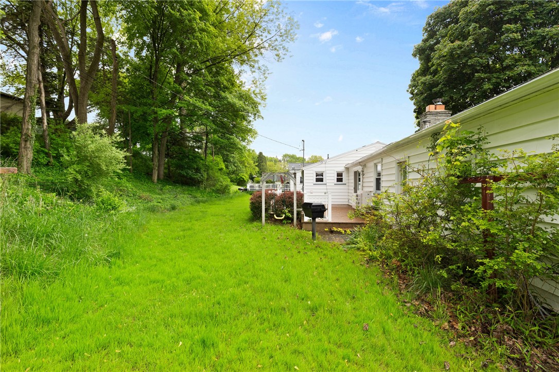 136 Cranbrooke Drive, Irondequoit, New York image 40