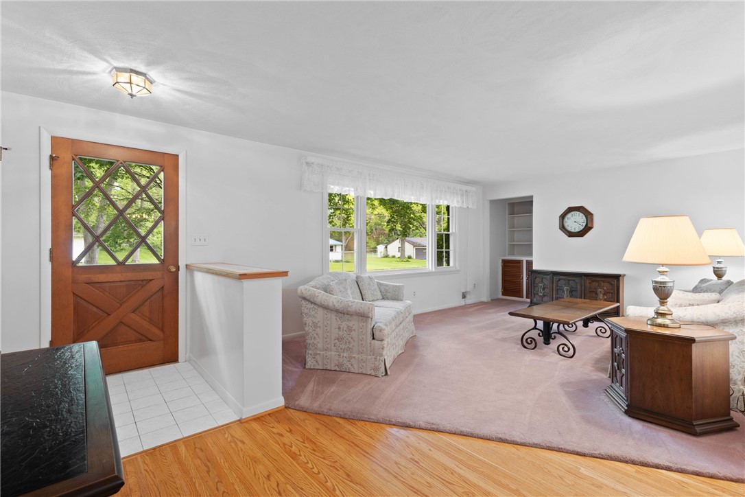 136 Cranbrooke Drive, Irondequoit, New York image 5