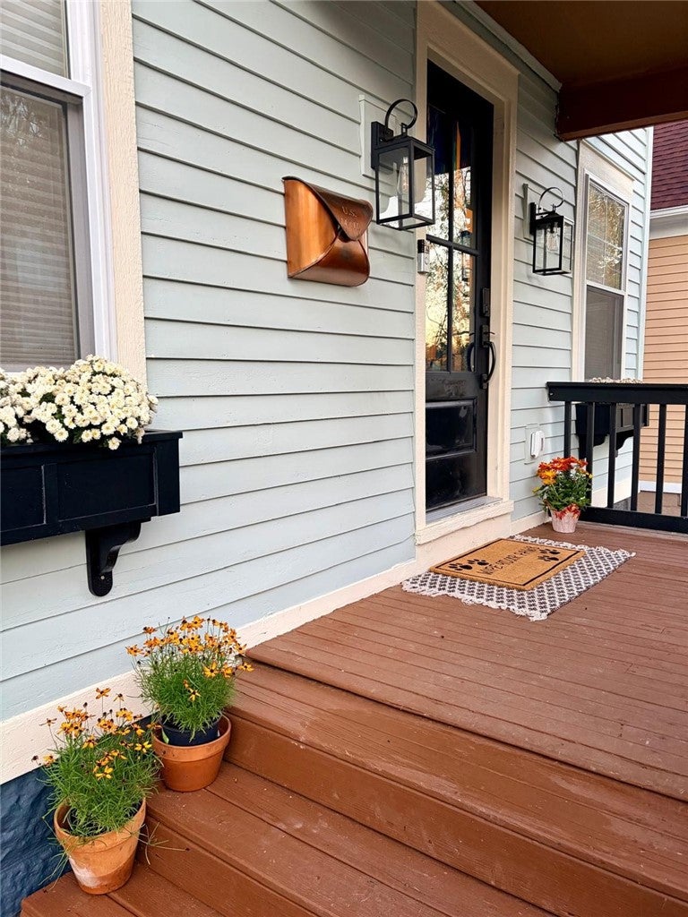 42 Riverview Place