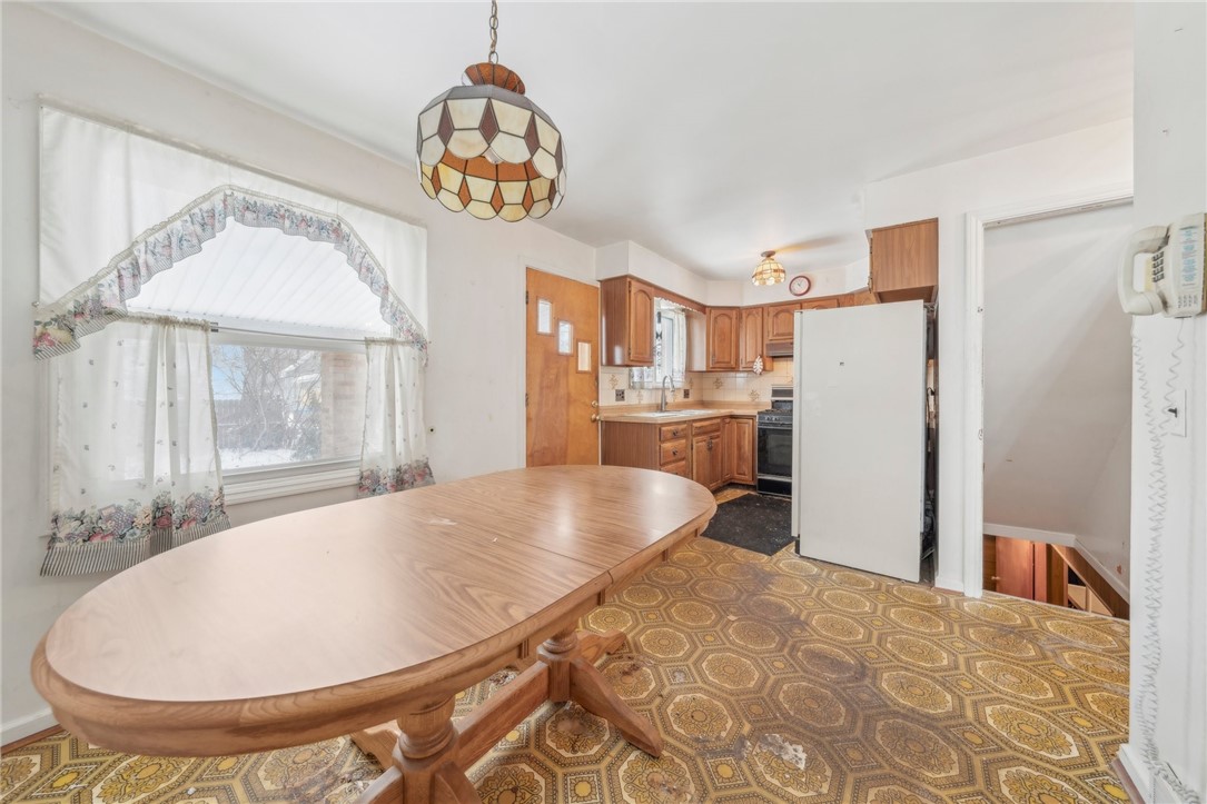 118 N Lincoln Road, East Rochester, New York image 5