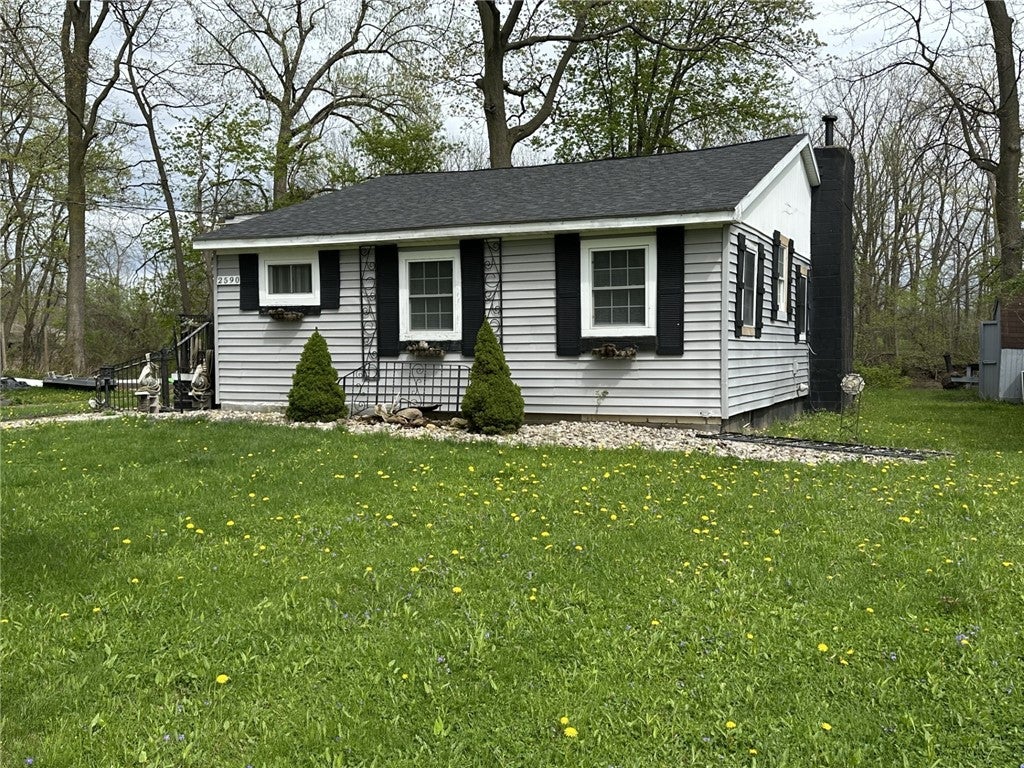 Photo of 2590 Scottsville Road, Chili, NY 14546 (MLS # R1715047)