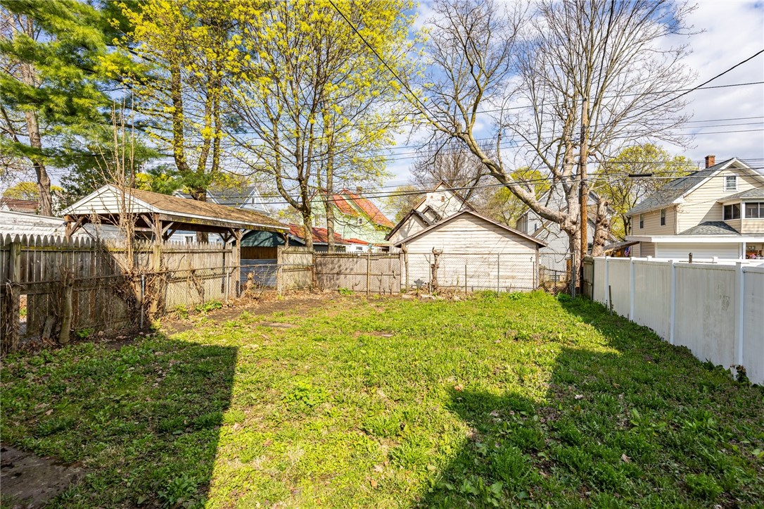 688 Linden Street, Rochester, New York image 32