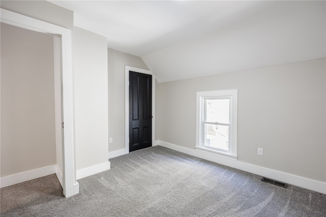 688 Linden Street, Rochester, New York image 25