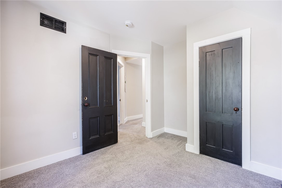 688 Linden Street, Rochester, New York image 30