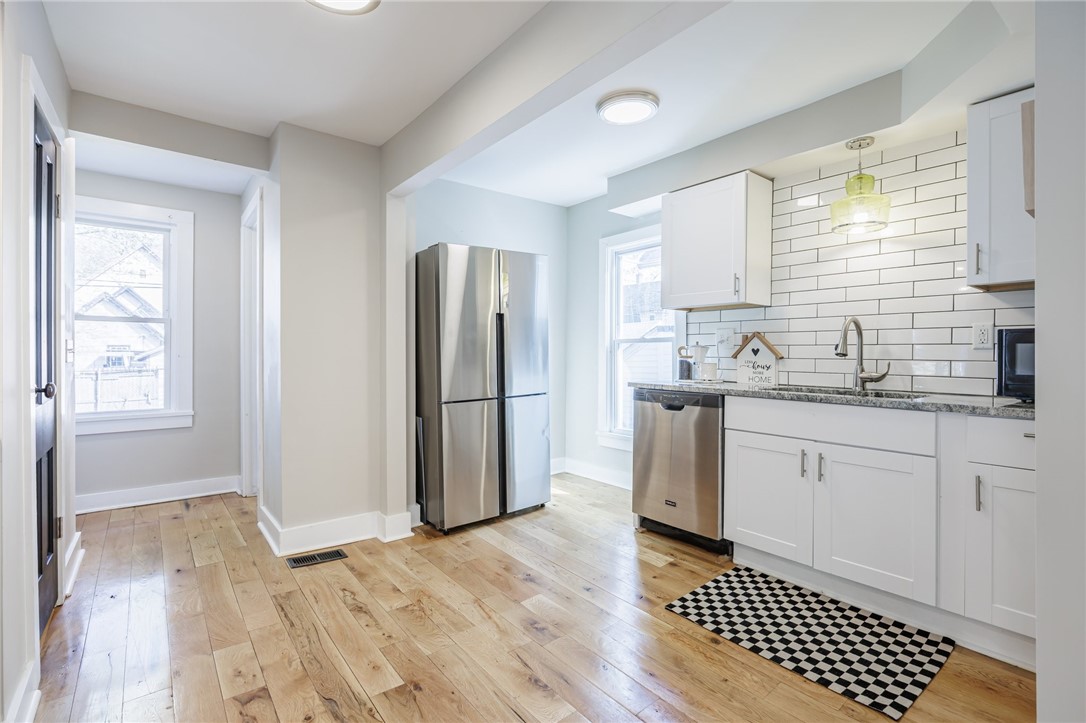 688 Linden Street, Rochester, New York image 14