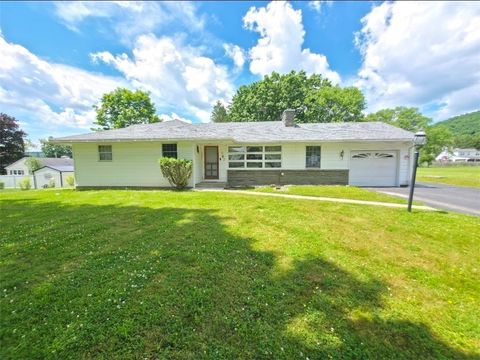 Homes For Sale - 607 Cornell Road<br/> Chemung County, Elmira, NY 14905
