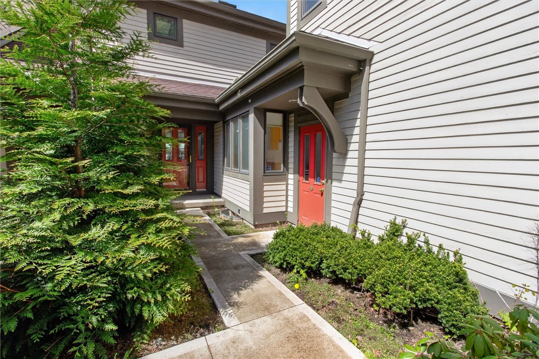 237 Highland Parkway
