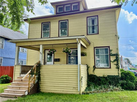 Photo for 750 Maple Ave