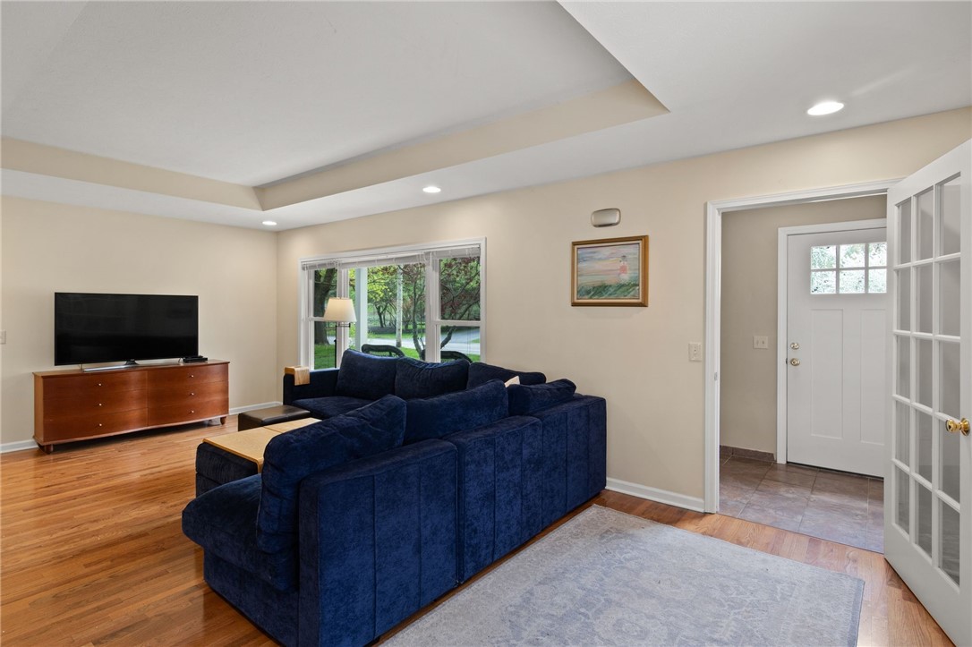49 Rand Place, Pittsford, New York image 6