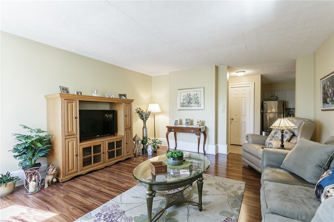 125 Grove Drive 9B