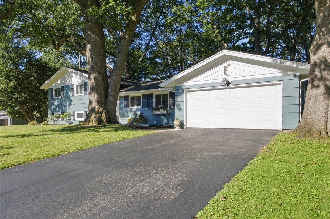 27 Kimberly Road