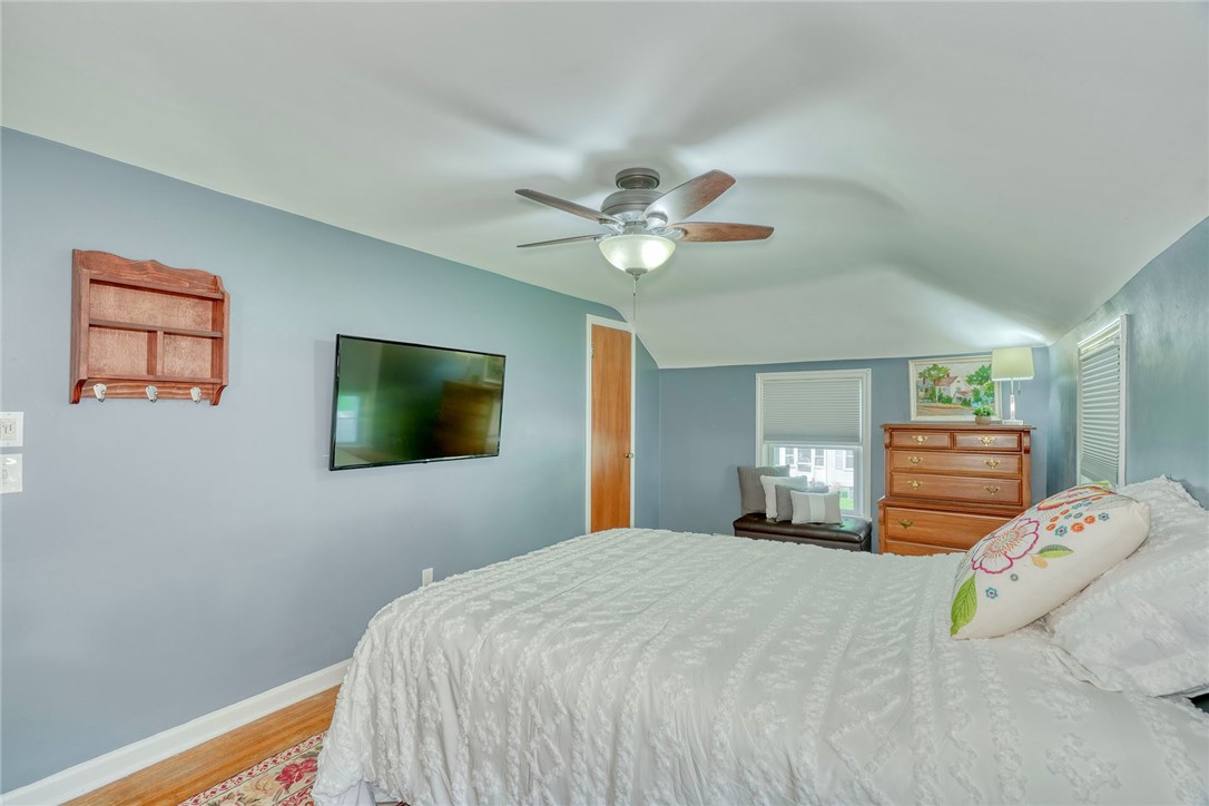910 Roosevelt Road, East Rochester, New York image 28