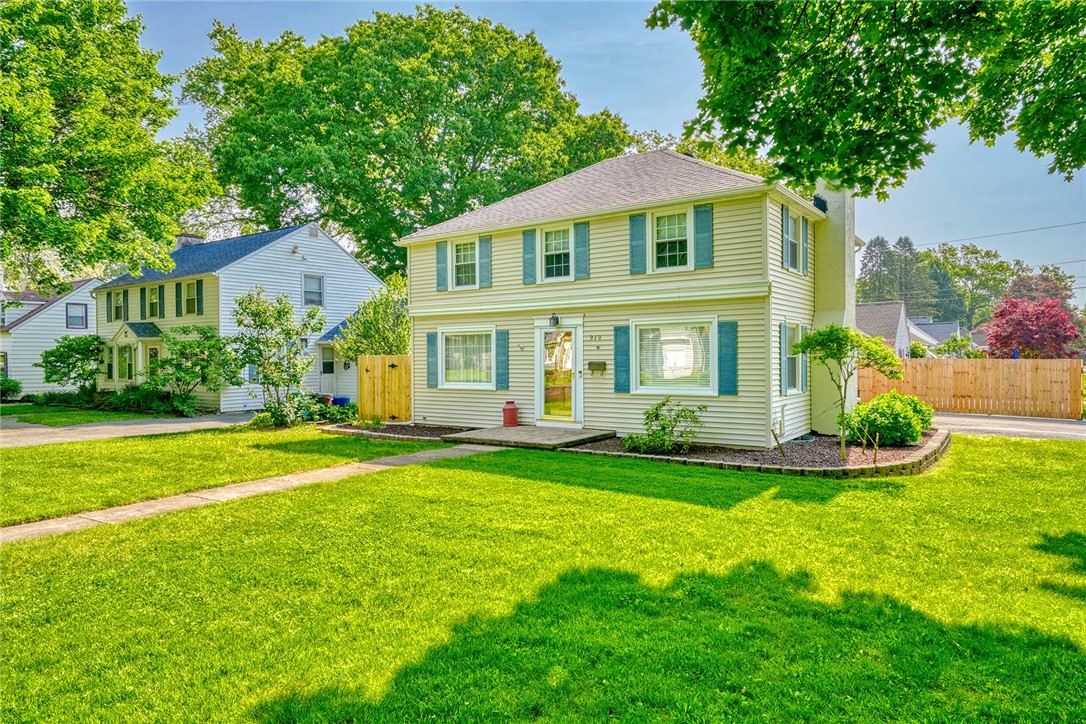910 Roosevelt Road, East Rochester, New York image 47
