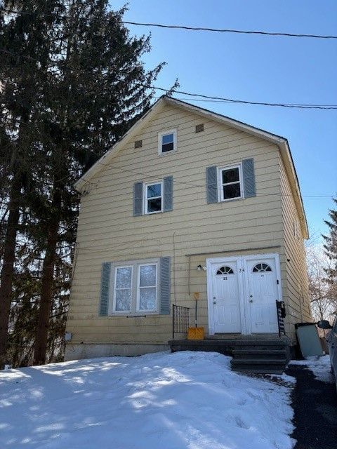22 8th Street Oneonta NY 13820