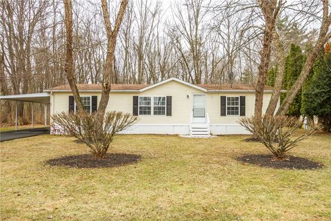 Mobile Home For Sale - 1021 Waterloo Geneva Road<br/> Seneca County, Waterloo, NY 13165