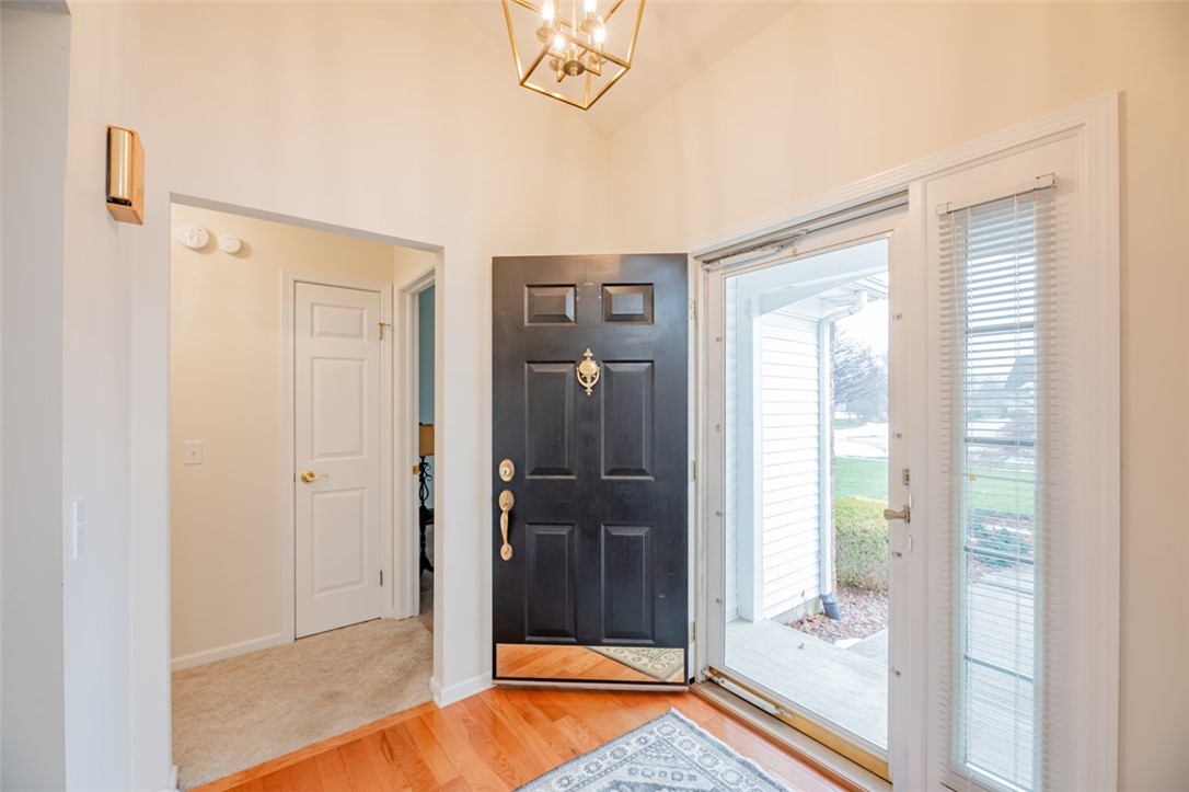 48 Leamington Circle