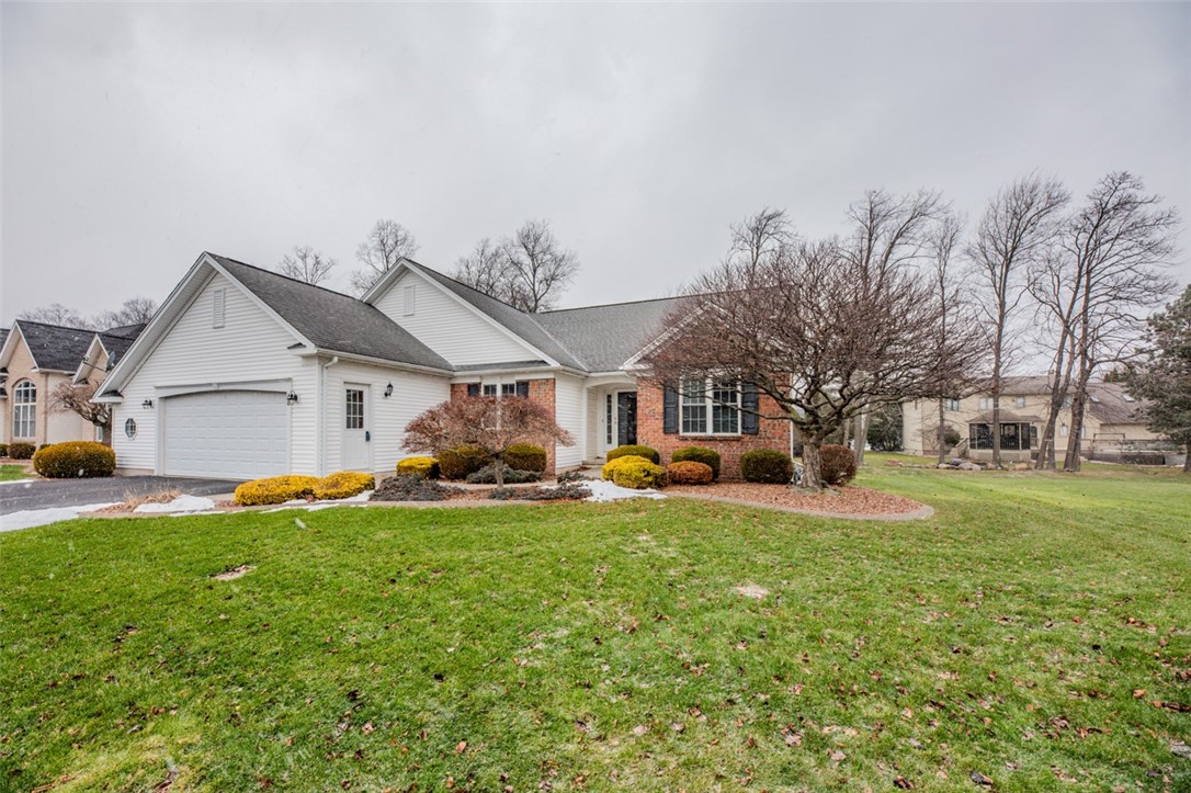 48 Leamington Circle