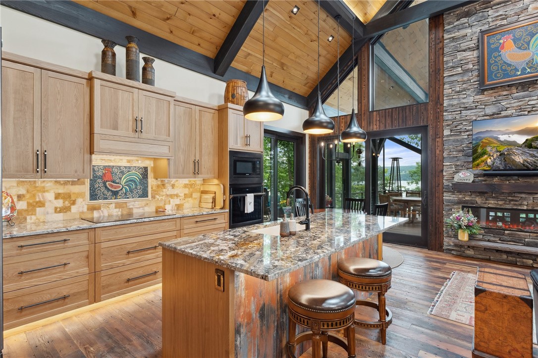 Search Properties 4 4924 basswood road