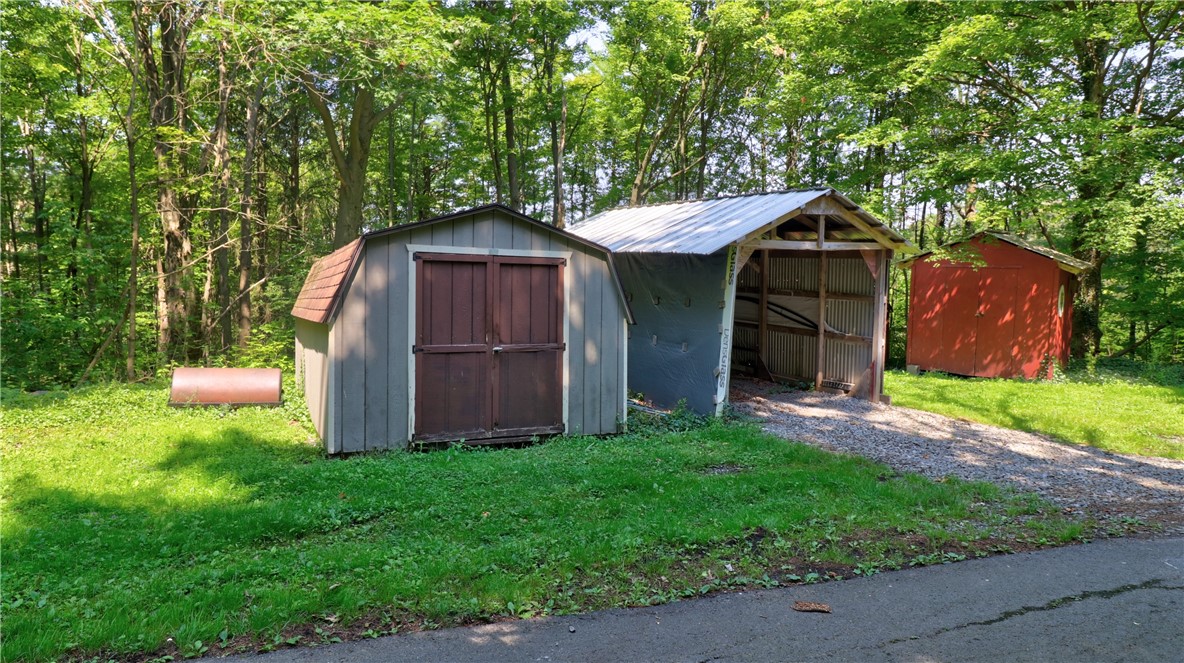 Locke, New York 13092, United States, 2 Bedrooms Bedrooms, ,2 BathroomsBathrooms,Residential,Pending,182719