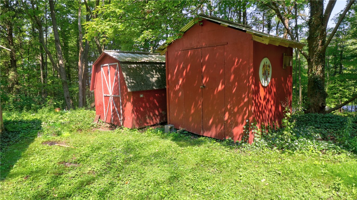 Locke, New York 13092, United States, 2 Bedrooms Bedrooms, ,2 BathroomsBathrooms,Residential,Pending,182719