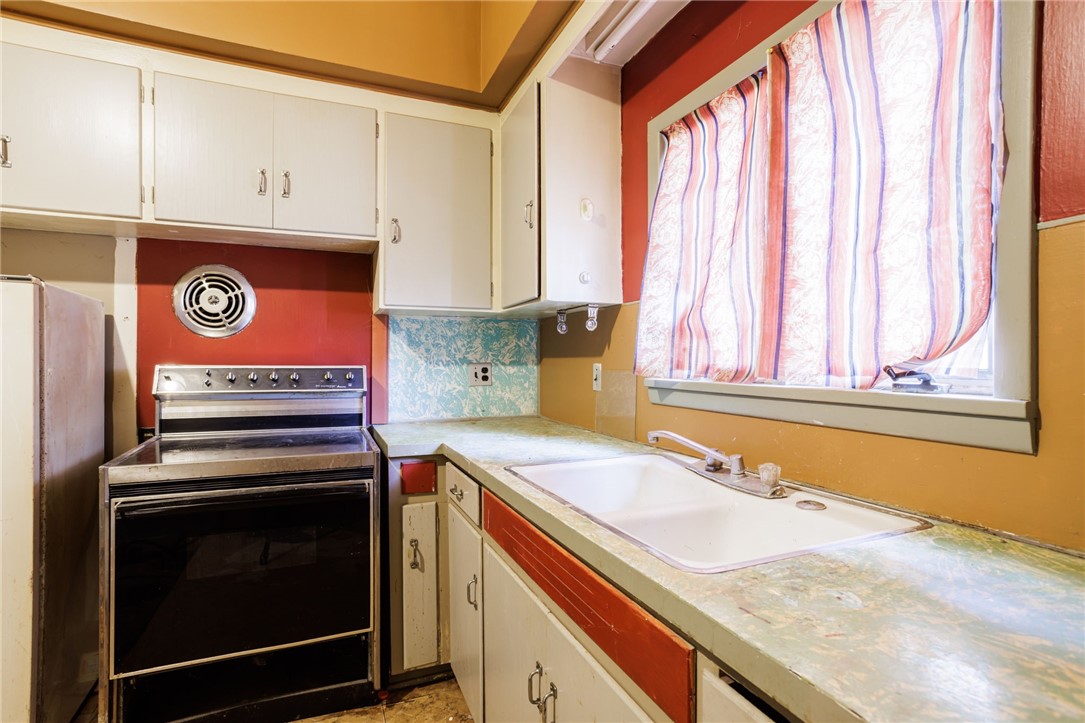 165 Parkside Avenue, Rochester, New York image 13