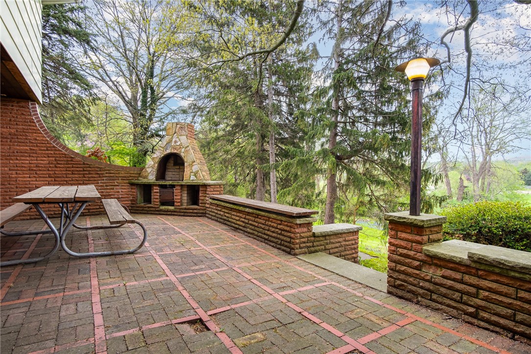 500 Saint Joseph Street, Irondequoit, New York image 38