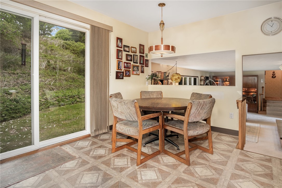 500 Saint Joseph Street, Irondequoit, New York image 15